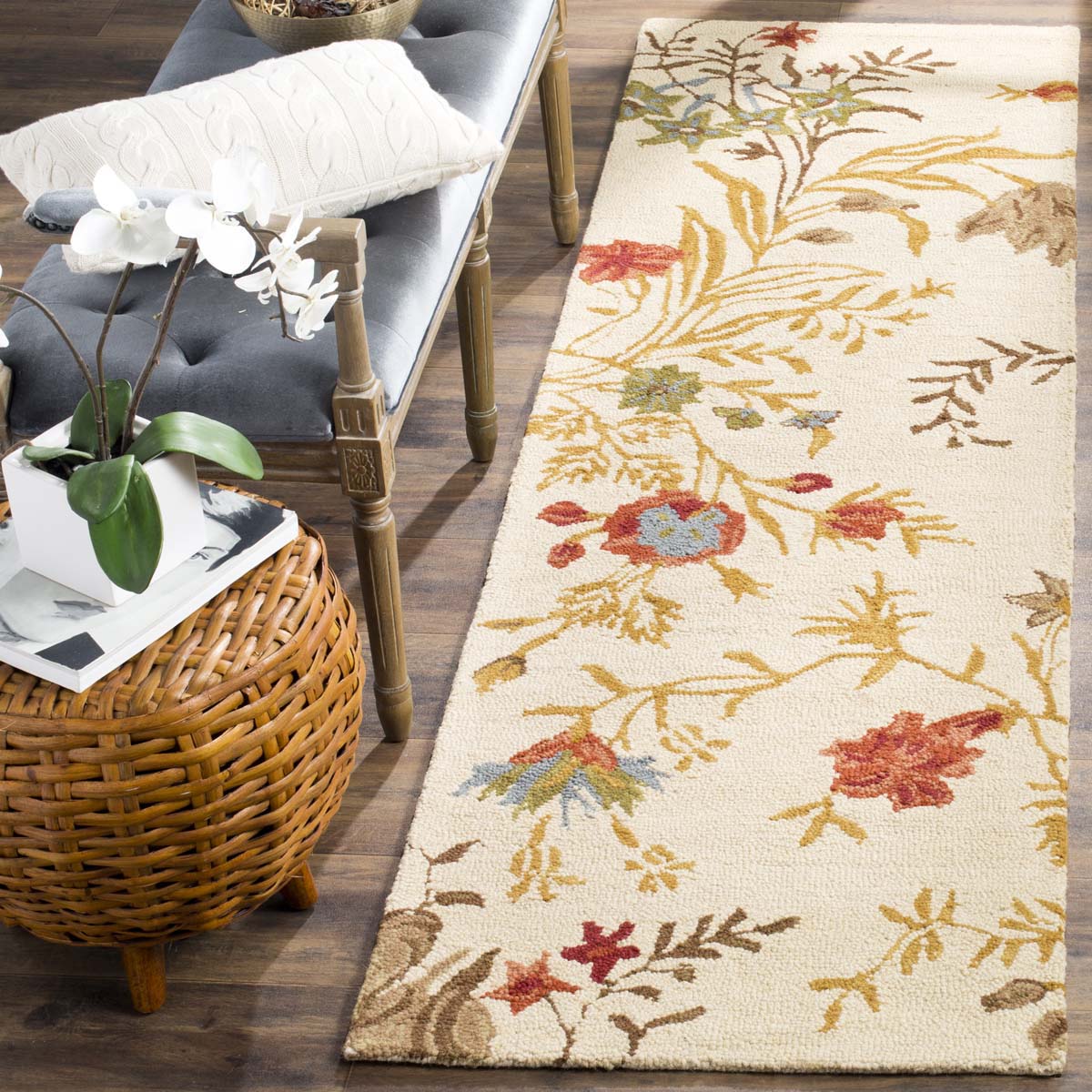 Safavieh 6' x 9' Ultra Pad Beige Rug