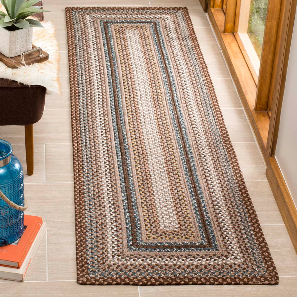 Safavieh Braided Rug Collection BRD313A - Brown / Multi