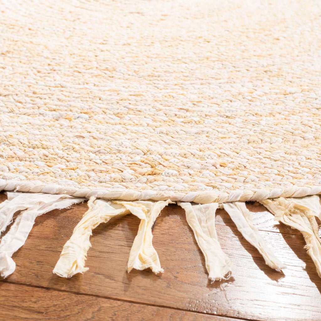 Safavieh Braided Rug Collection BRD451B - Beige