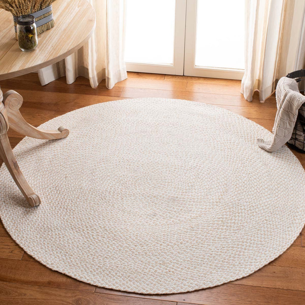 Safavieh Braided Rug Collection BRD801A - Ivory