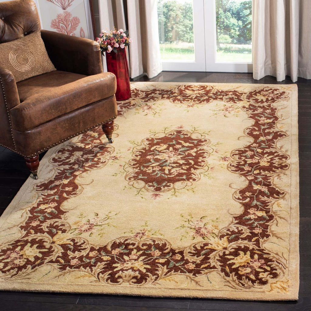 Safavieh Bergama Rug Collection BRG166C - Ivory / Rust