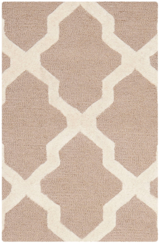 Safavieh Cambridge Rug Collection CAM121J - Beige / Ivory