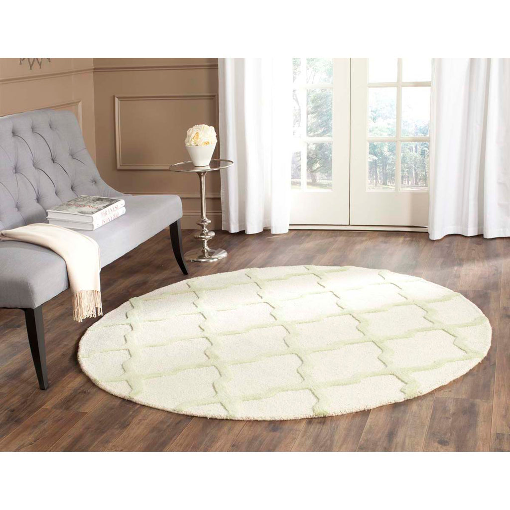 Safavieh Cambridge Rug Collection CAM121N - Ivory / Light Green