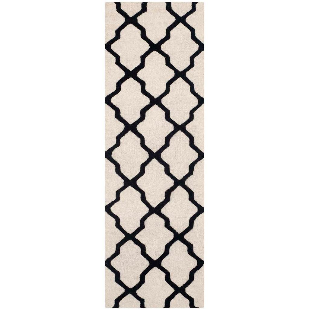 Safavieh Cambridge Rug Collection CAM121W - Ivory / Black