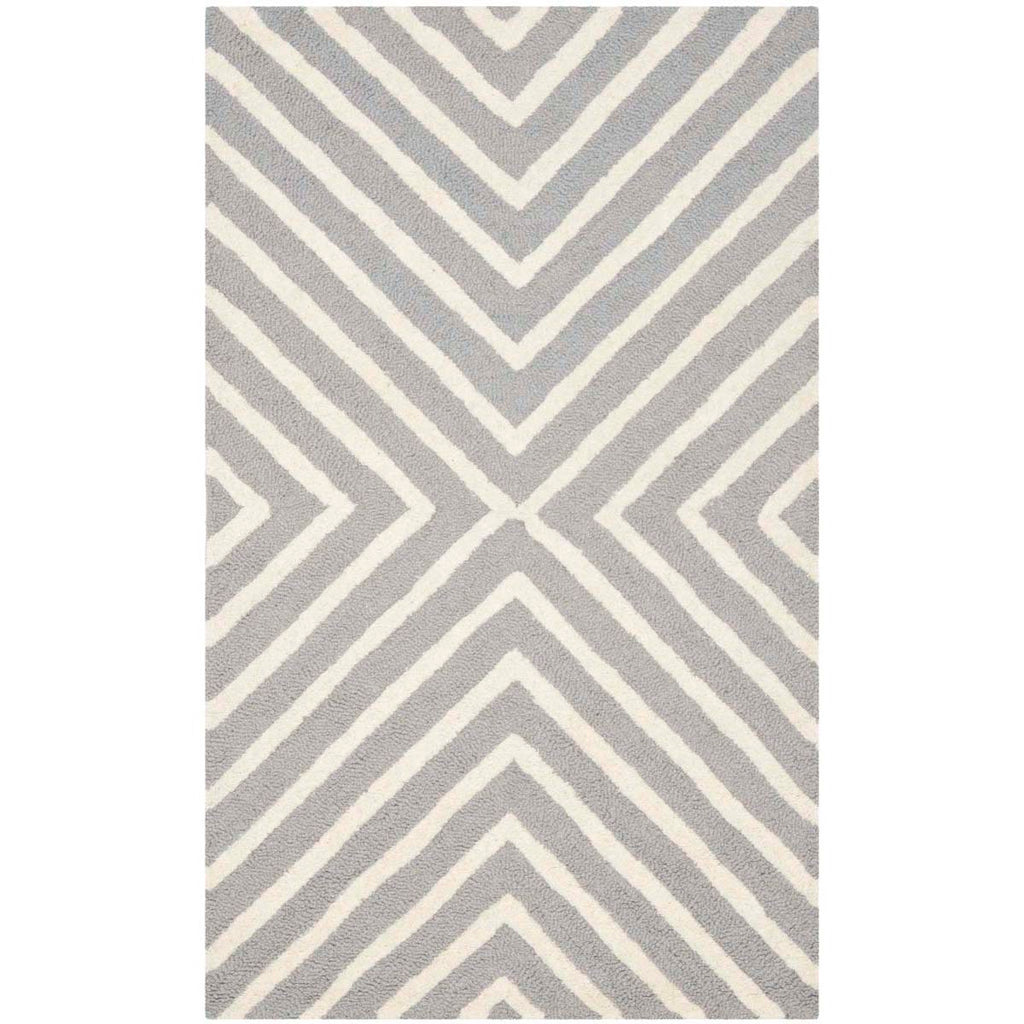 Safavieh Cambridge Rug Collection CAM129D - Silver / Ivory