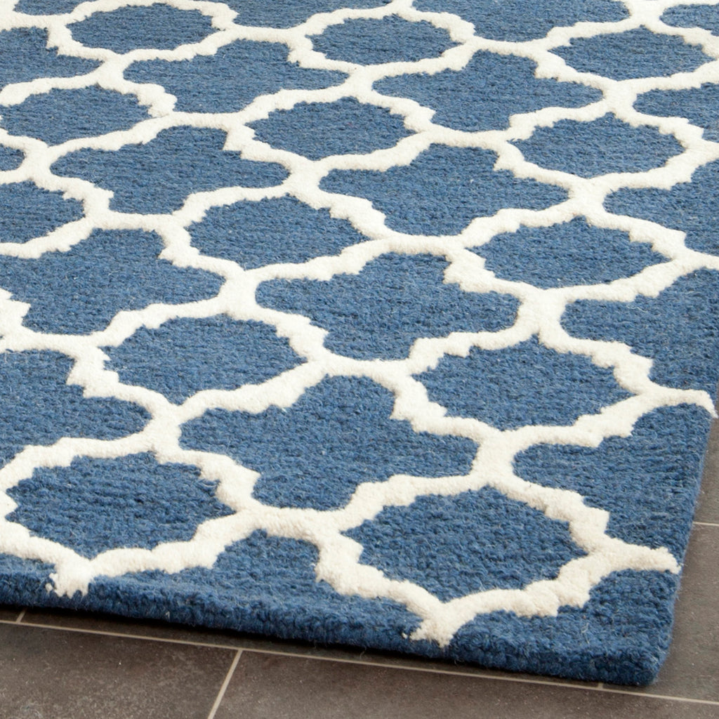 Contemporary Accent Rug, CAM130G, 60 X 91 cm in Navy / Ivory