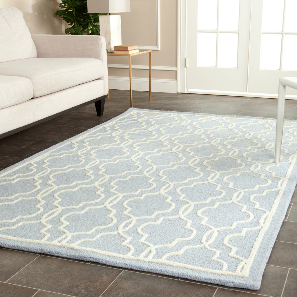 Contemporary Accent Rug, CAM131A, 60 X 91 cm in Light Blue / Ivory