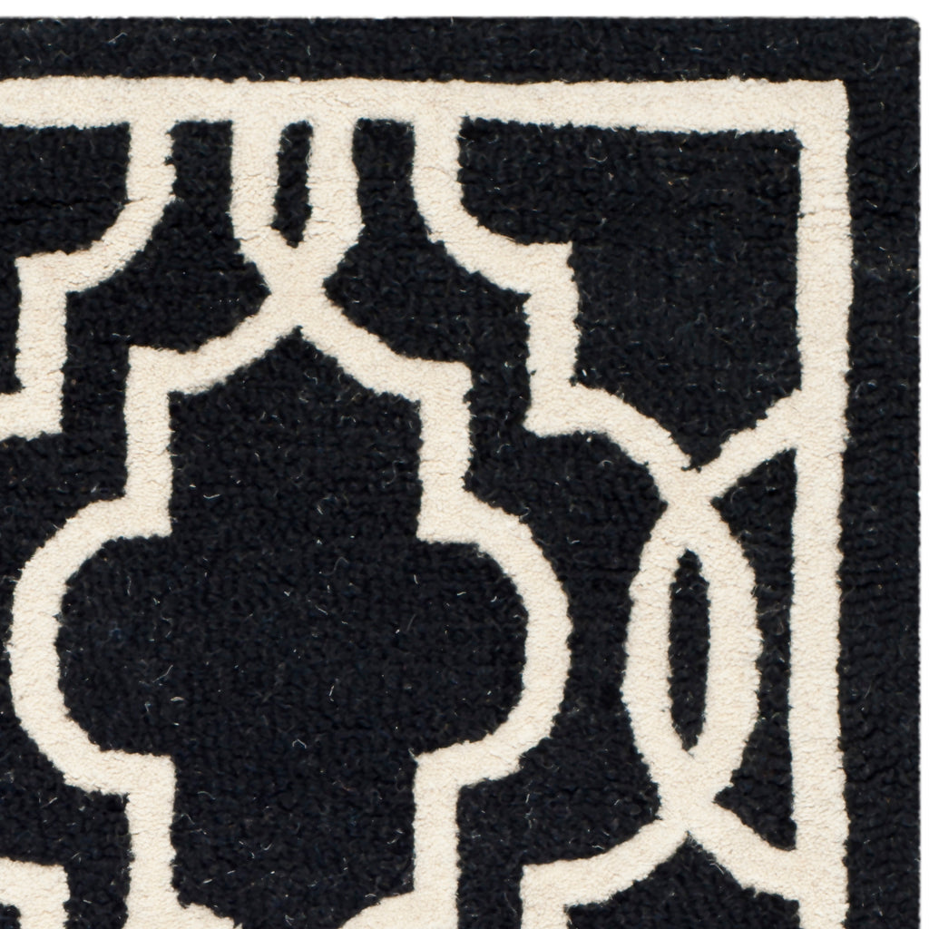 Contemporary Accent Rug, CAM131E, 60 X 91 cm in Black / Ivory