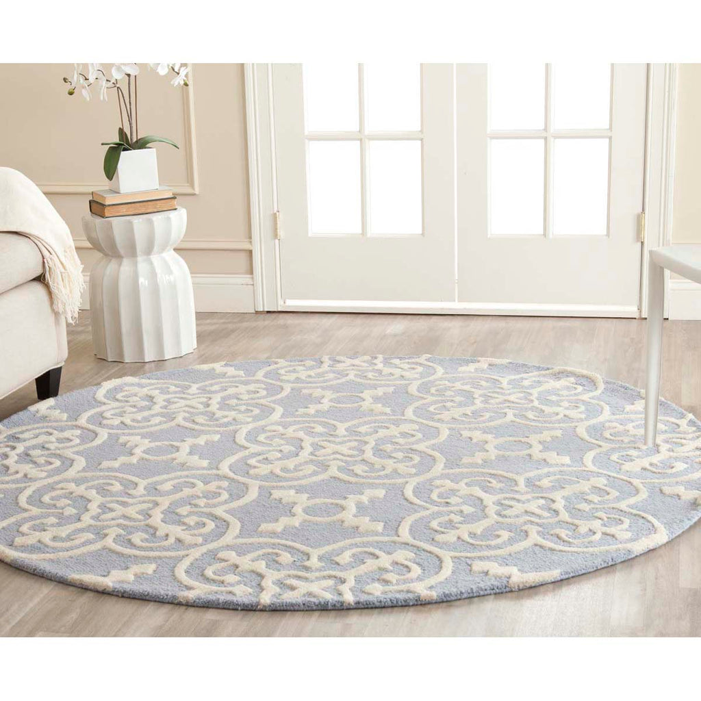 Safavieh Cambridge Rug Collection CAM133A - Light Blue / Ivory