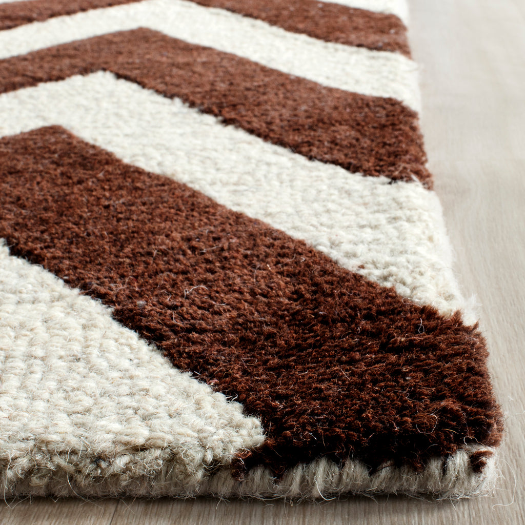 Contemporary Area Rug, CAM139H, 120 X 180 cm in Dark Brown / Ivory