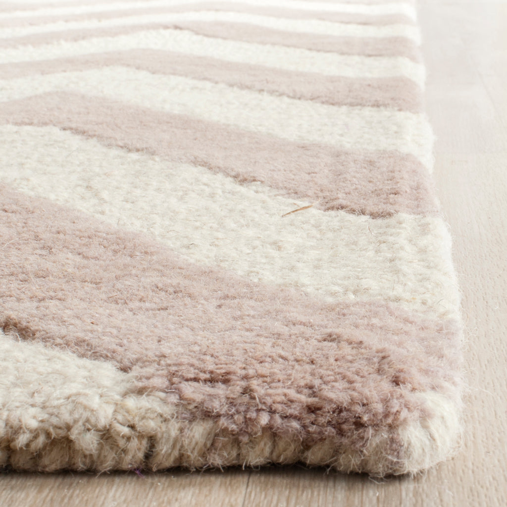 Contemporary Runner Rug, CAM139J, 76 X 182 cm in Beige / Ivory