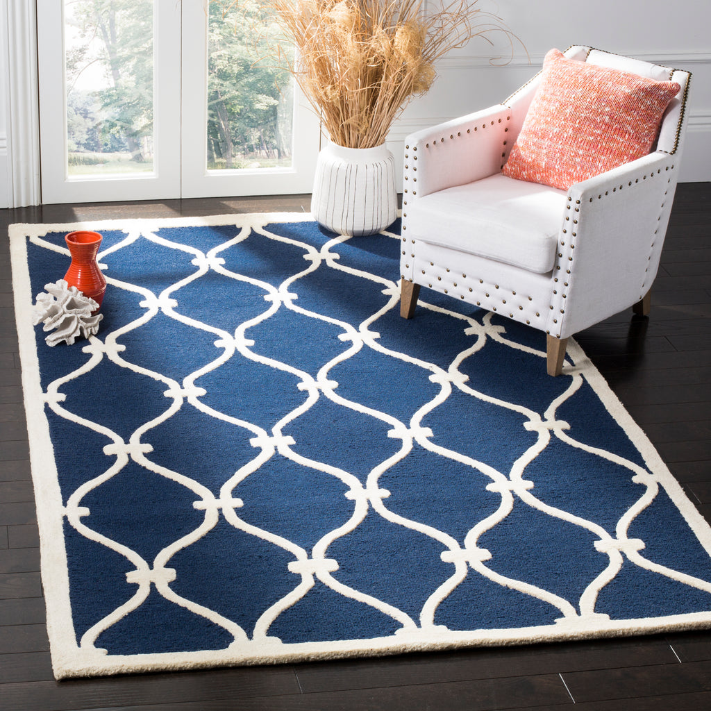 Contemporary Area Rug, CAM710M, 90 X 150 cm in Navy / Ivory