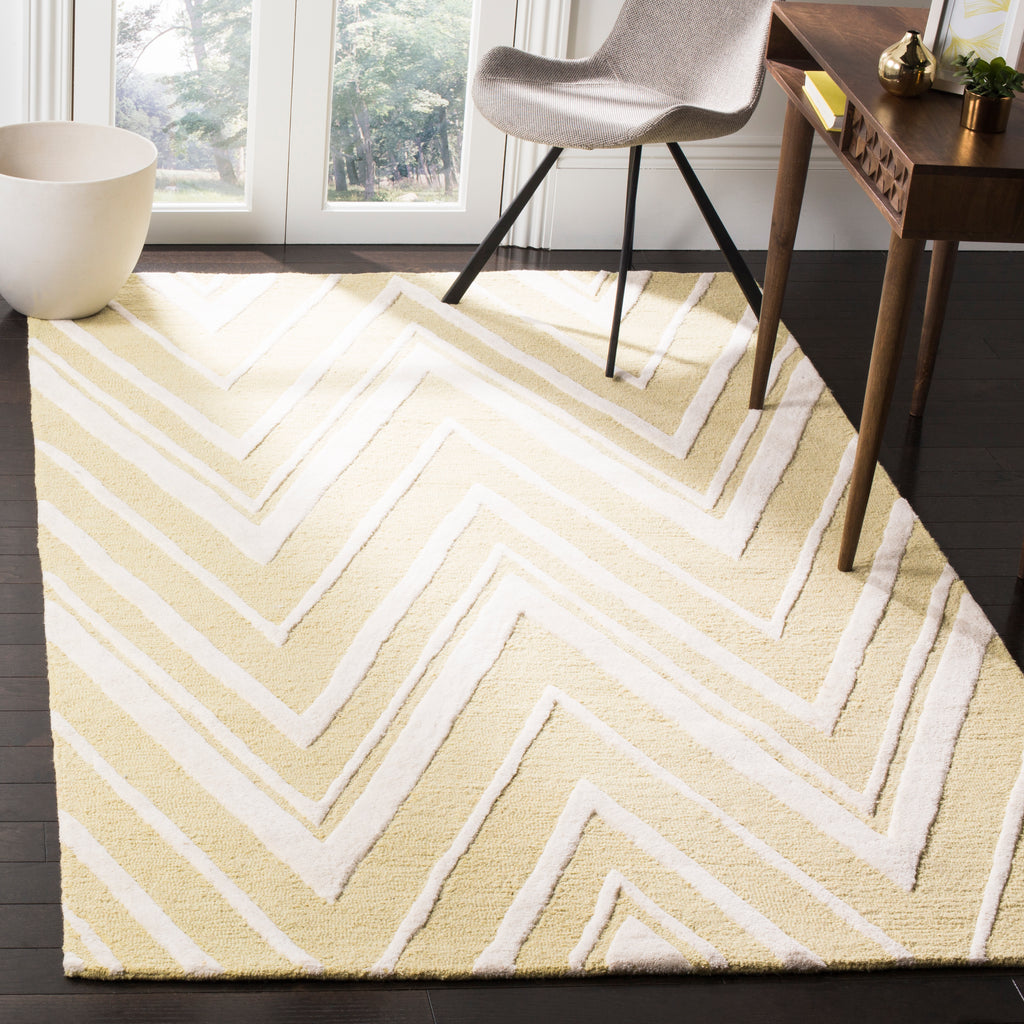 Contemporary Area Rug, CAM711L, 90 X 150 cm in Light Gold / Ivory