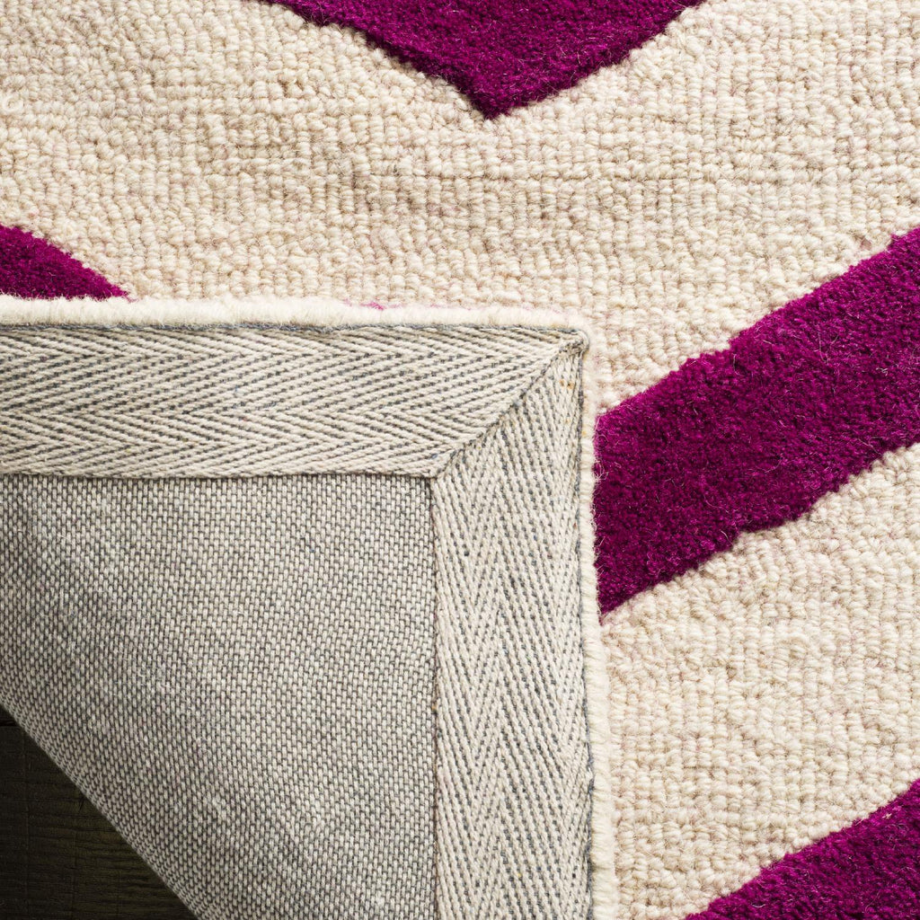 Contemporary Area Rug, CAM714F, 120 X 180 cm in Ivory / Fuchsia