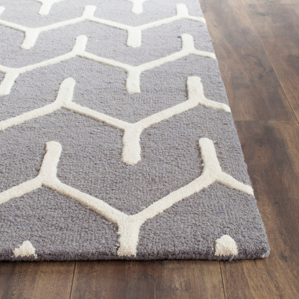 Contemporary Area Rug, CAM720D, 160 X 230 cm in Dark Grey / Ivory