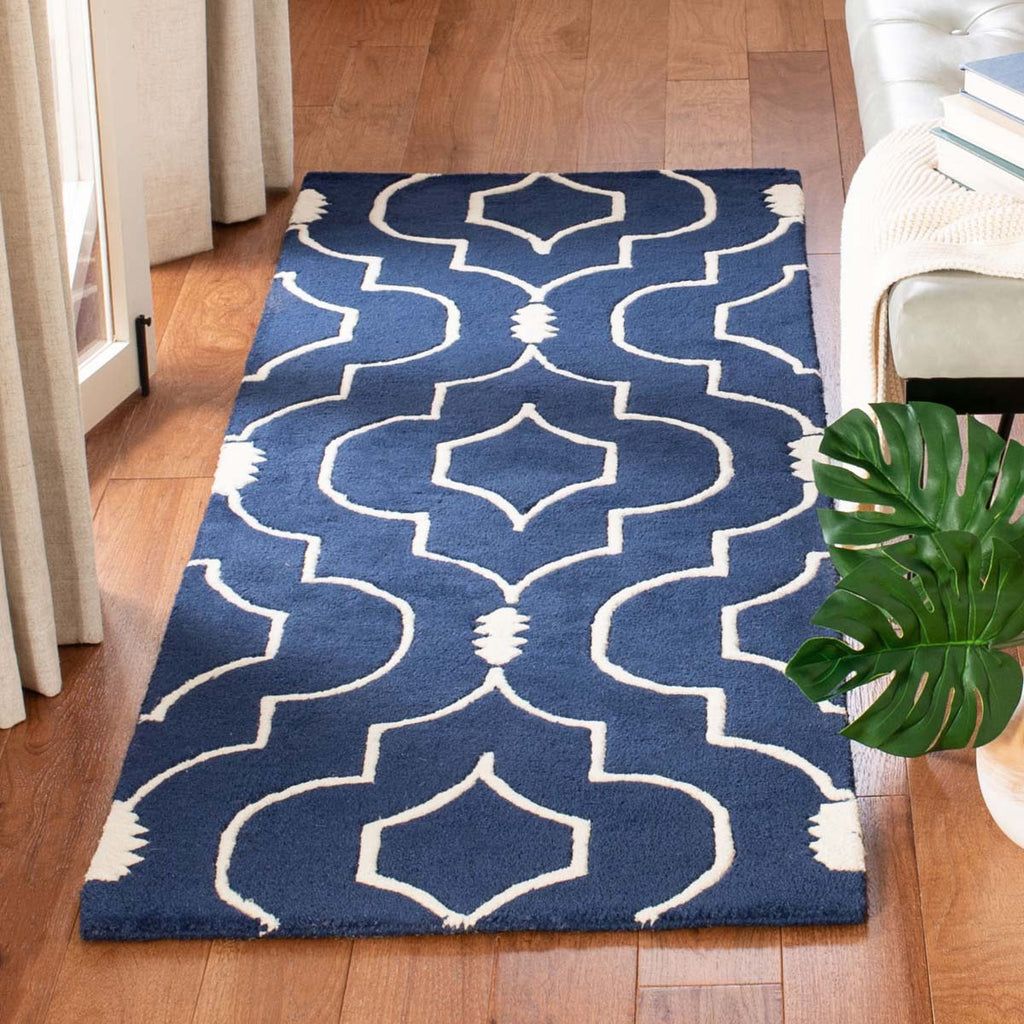 Safavieh Chatham Rug Collection CHT736C - Dark Blue / Ivory