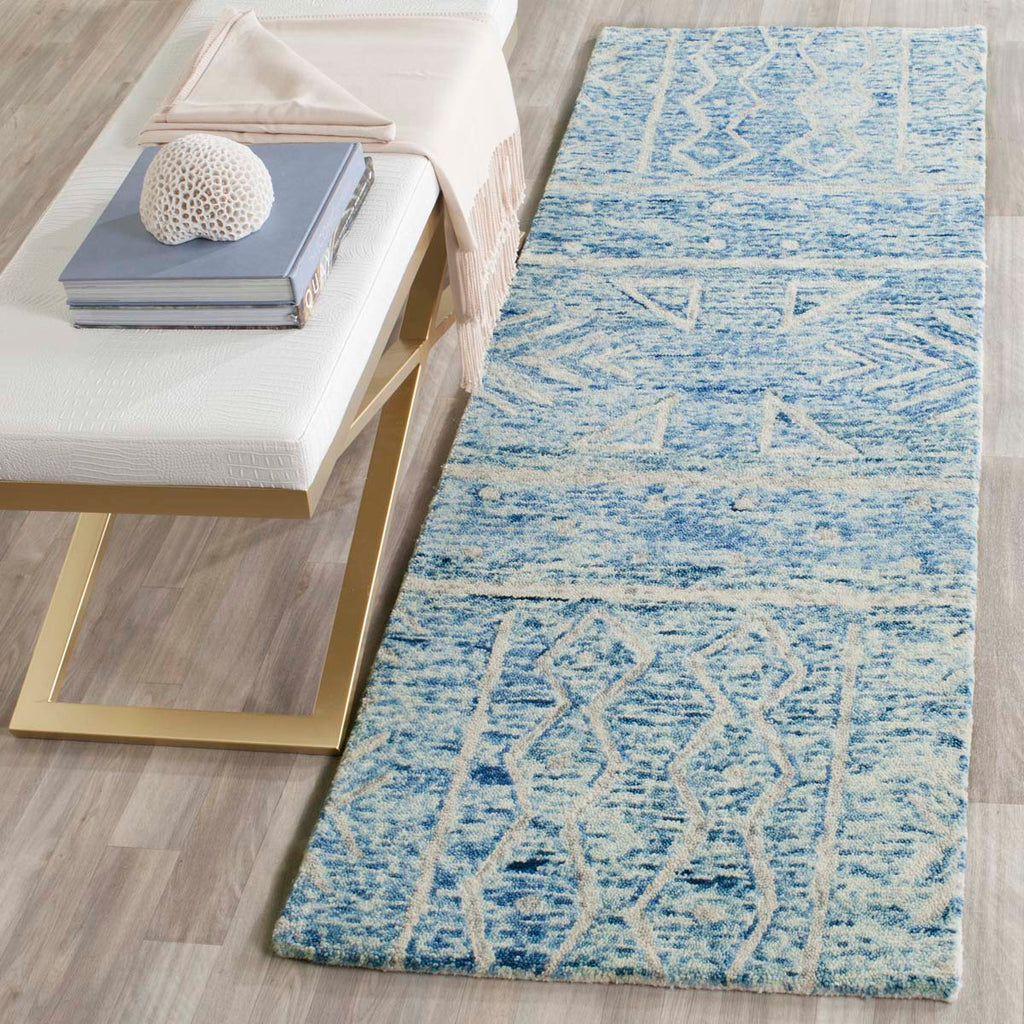 Safavieh Chatham Rug Collection CHT764B - Blue / Ivory