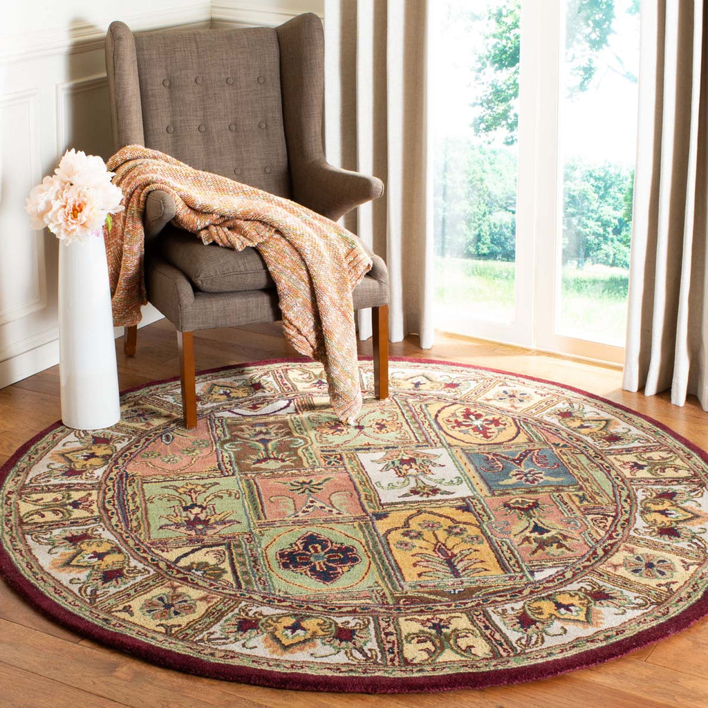 Safavieh Classic Rug Collection CL386A - Assorted