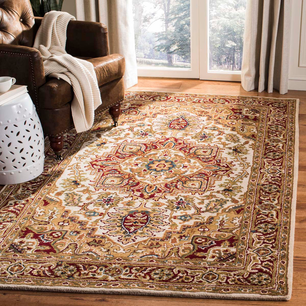 Safavieh Classic Rug Collection CL763A - Light Gold / Red