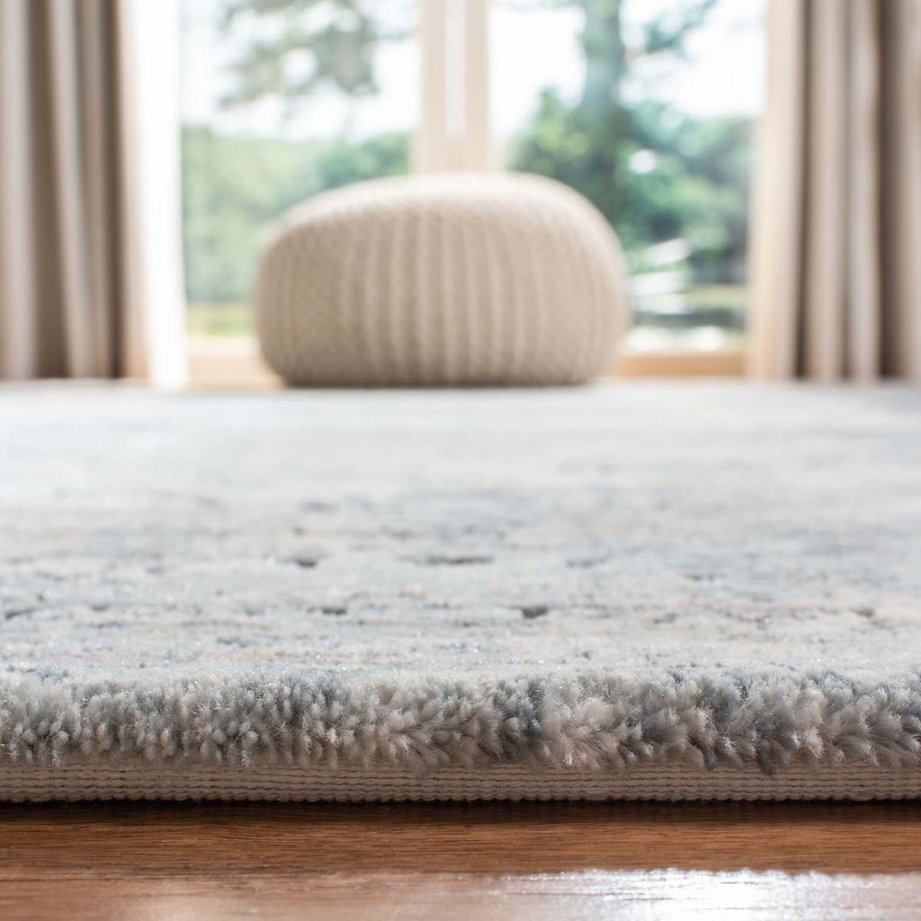 Safavieh Cosmopolitan 600 Rug Collection CSM692M - Cream / Blue