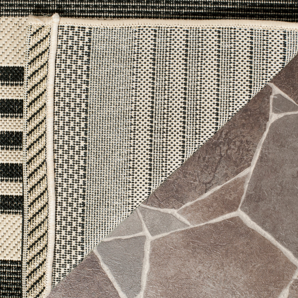 Safavieh Courtyard Rug Collection: CY6062-216 - Black / Bone