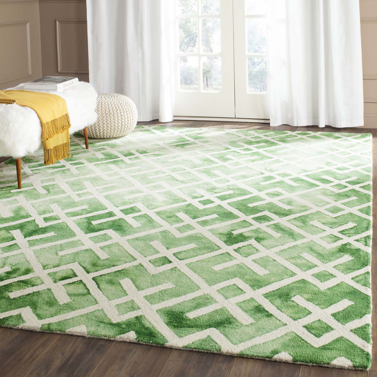 Safavieh Dip Dye Ivory & Charcoal 4' x 6' Rug