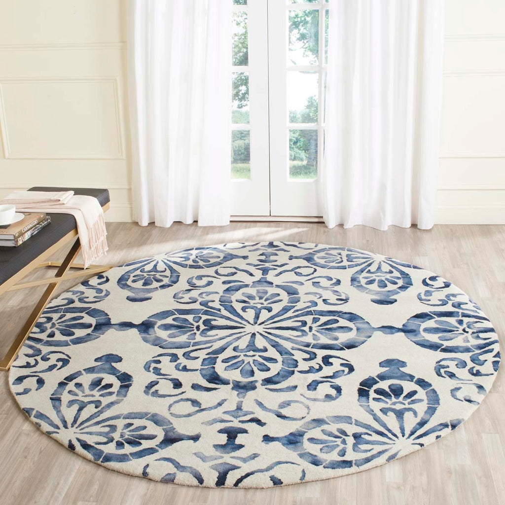 Safavieh Dip Dye Rug Collection DDY719P - Ivory / Navy