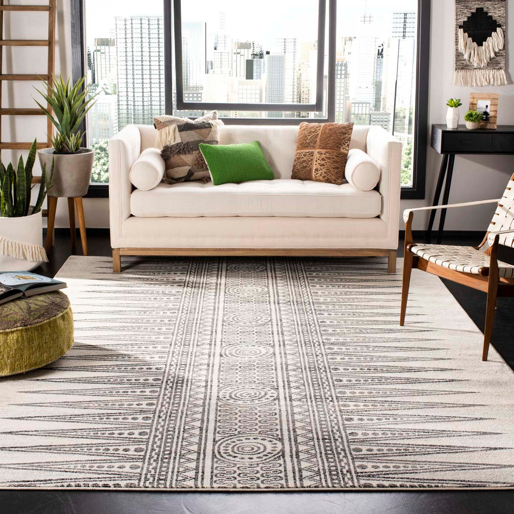 Safavieh Evoke Rug Collection EVK226D - Ivory / Grey