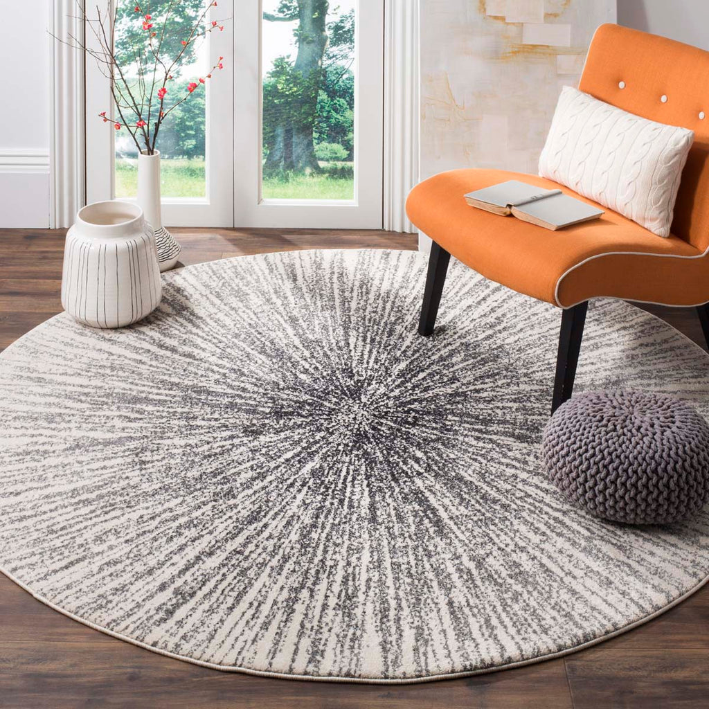 Safavieh Evoke Rug Collection EVK228K - Black / Ivory