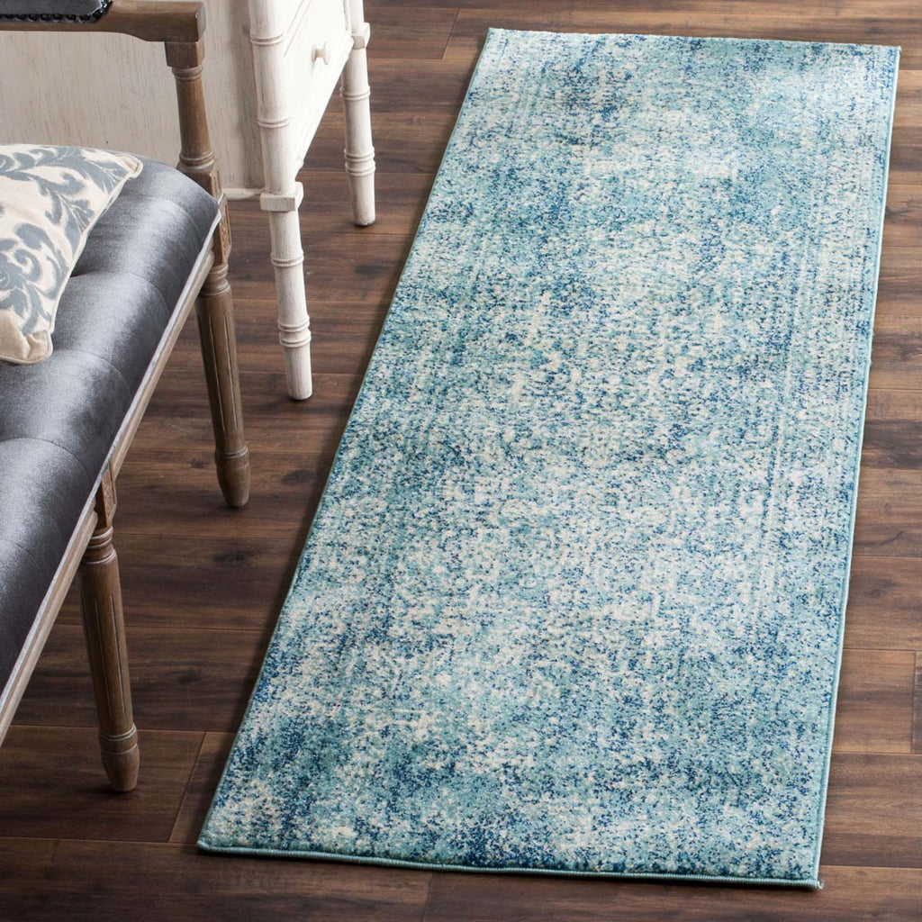 Safavieh Evoke Rug Collection EVK256C - Blue / Ivory