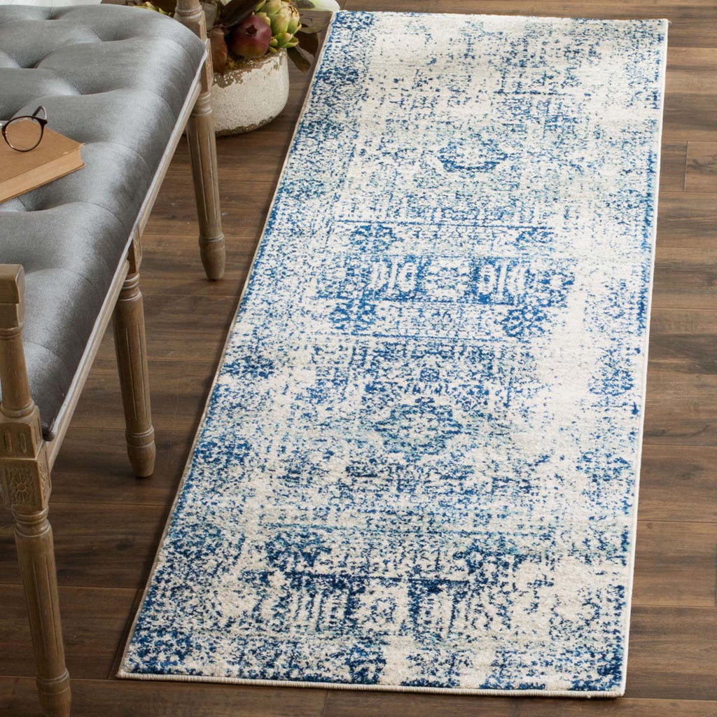 Safavieh Evoke Rug Collection EVK260C - Ivory / Blue