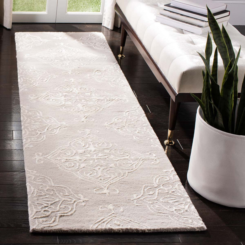 Safavieh Glamour Rug Collection GLM568A - Silver / Ivory