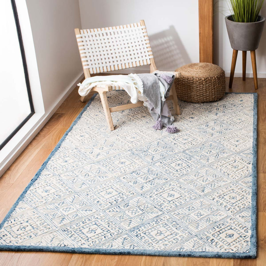 Safavieh Glamour Rug Collection GLM660M - Blue / Ivory