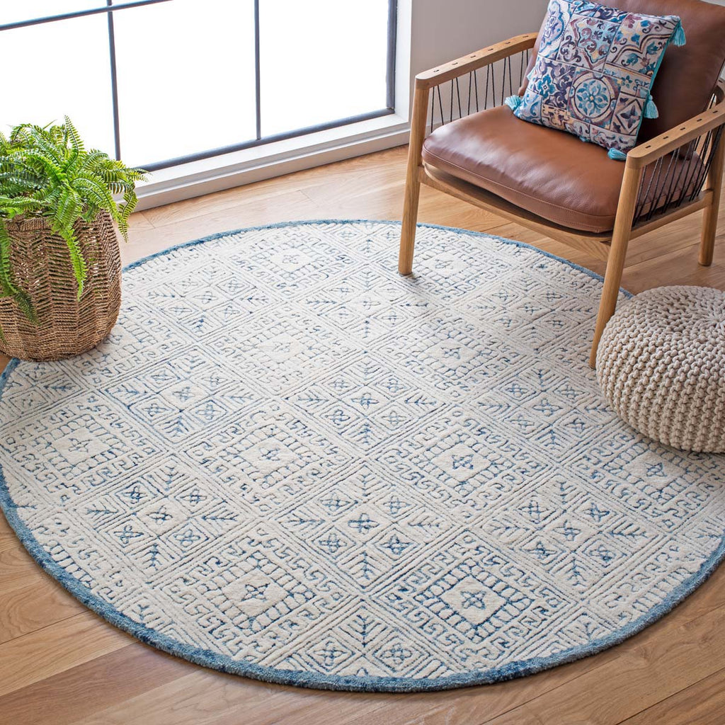 Safavieh Glamour Rug Collection GLM660M - Blue / Ivory