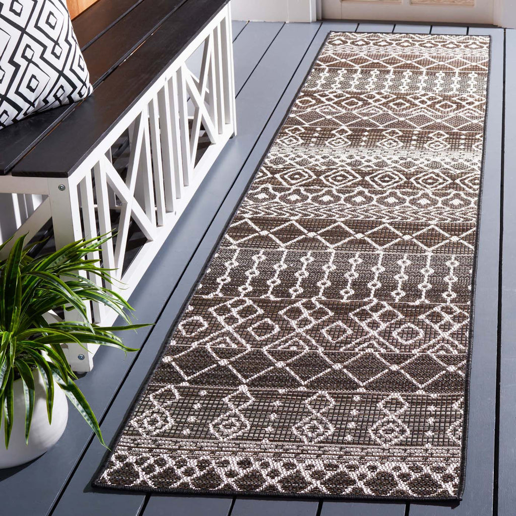 Safavieh Havana Rug Collection: HAV301T - Brown / Ivory