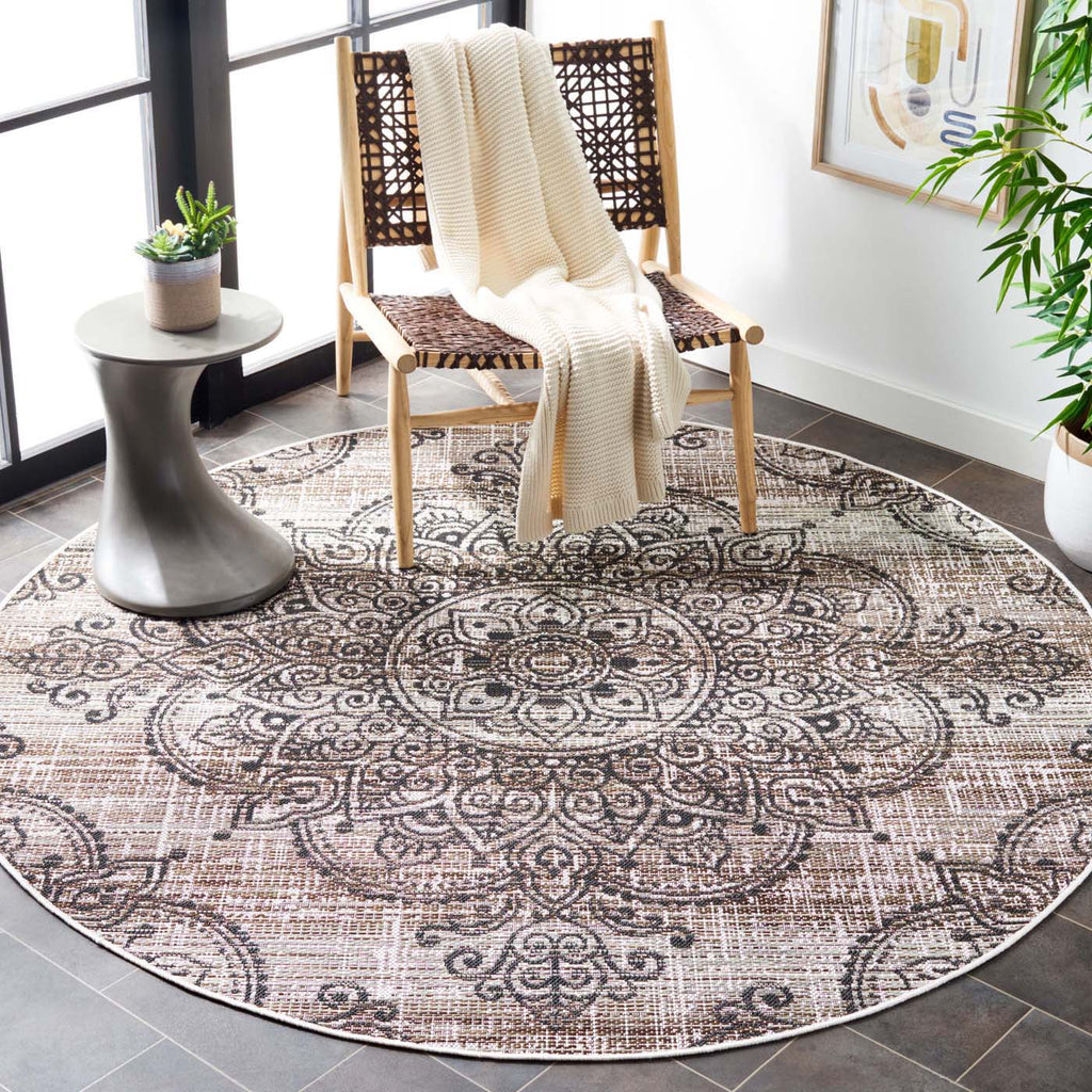 Safavieh Havana Rug Collection: HAV319E - Light Brown / Black