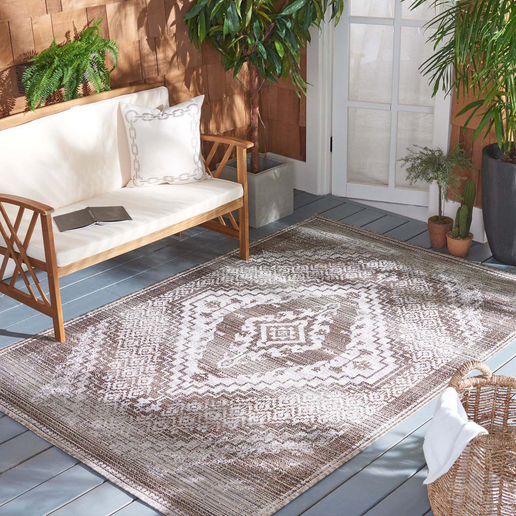 Safavieh Havana Rug Collection: HAV340E - Light Brown / Ivory