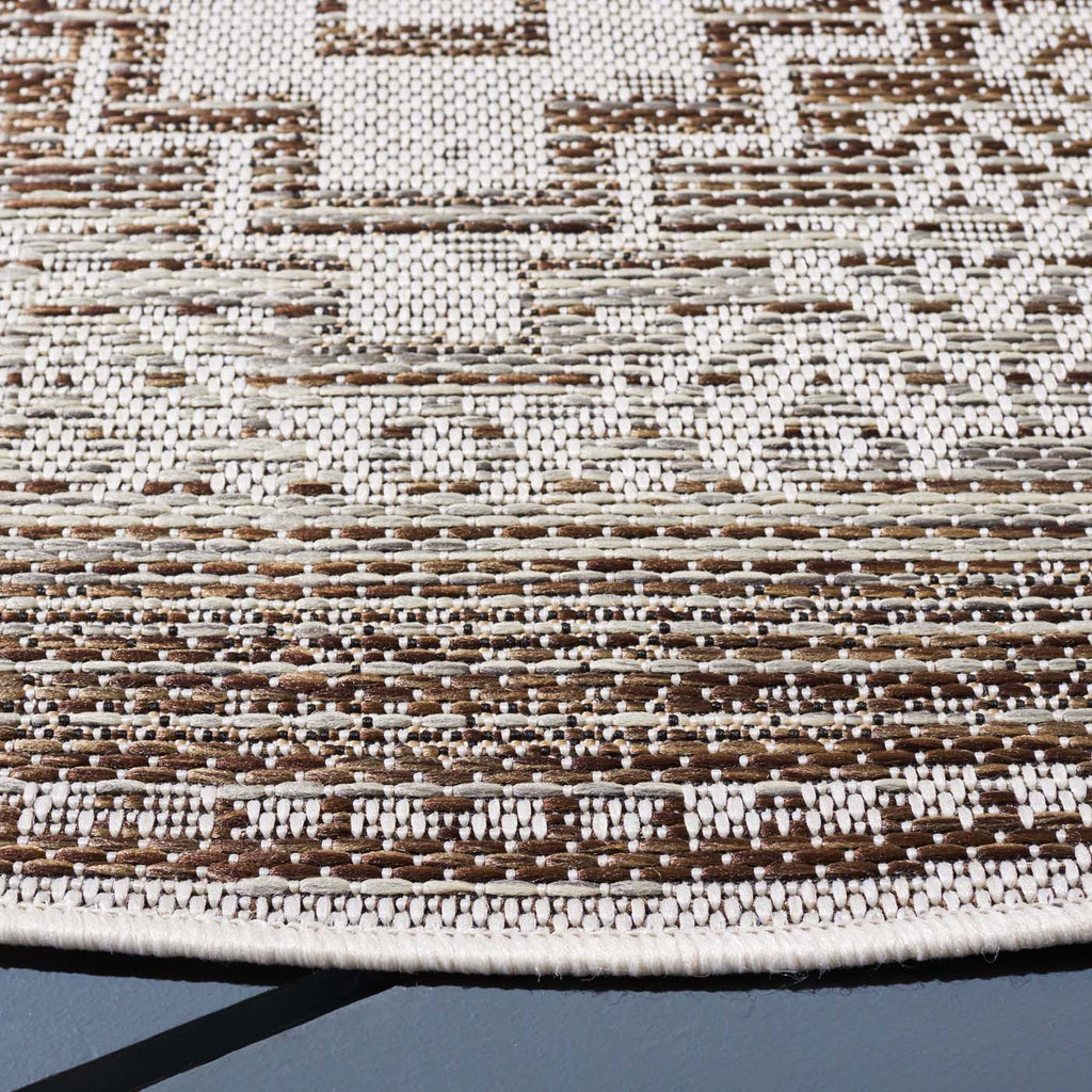 Safavieh Havana Rug Collection: HAV340E - Light Brown / Ivory