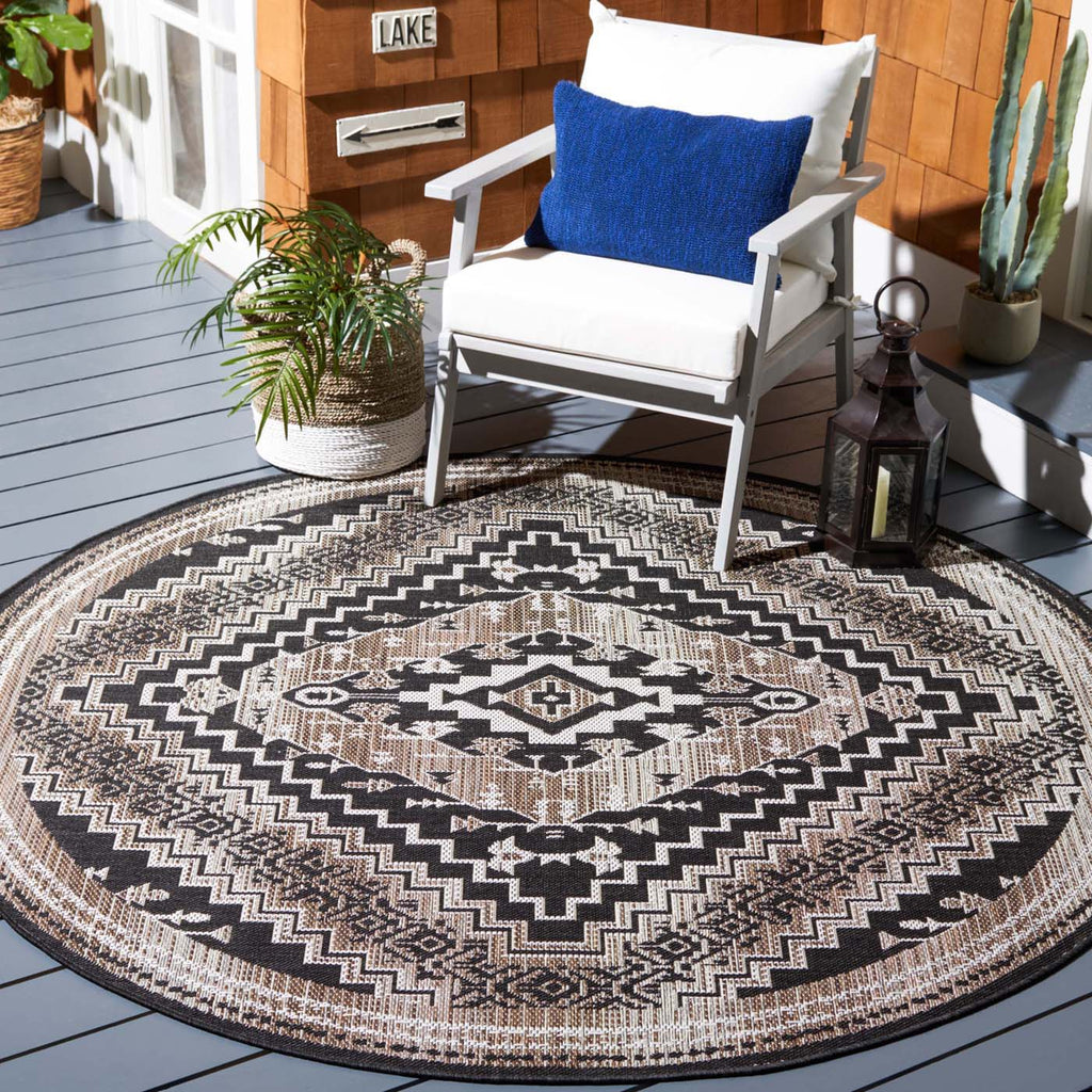 Safavieh Havana Rug Collection: HAV341E - Light Brown / Black