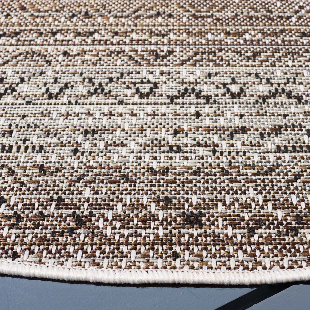 Safavieh Havana Rug Collection: HAV350E - Light Brown / Ivory