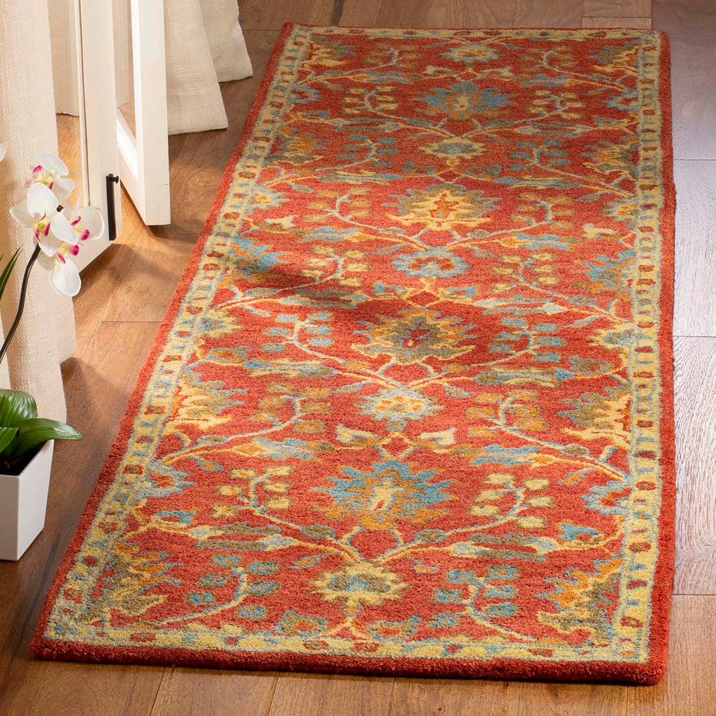 Safavieh Heritage Rug Collection HG417Q - Red / Multi