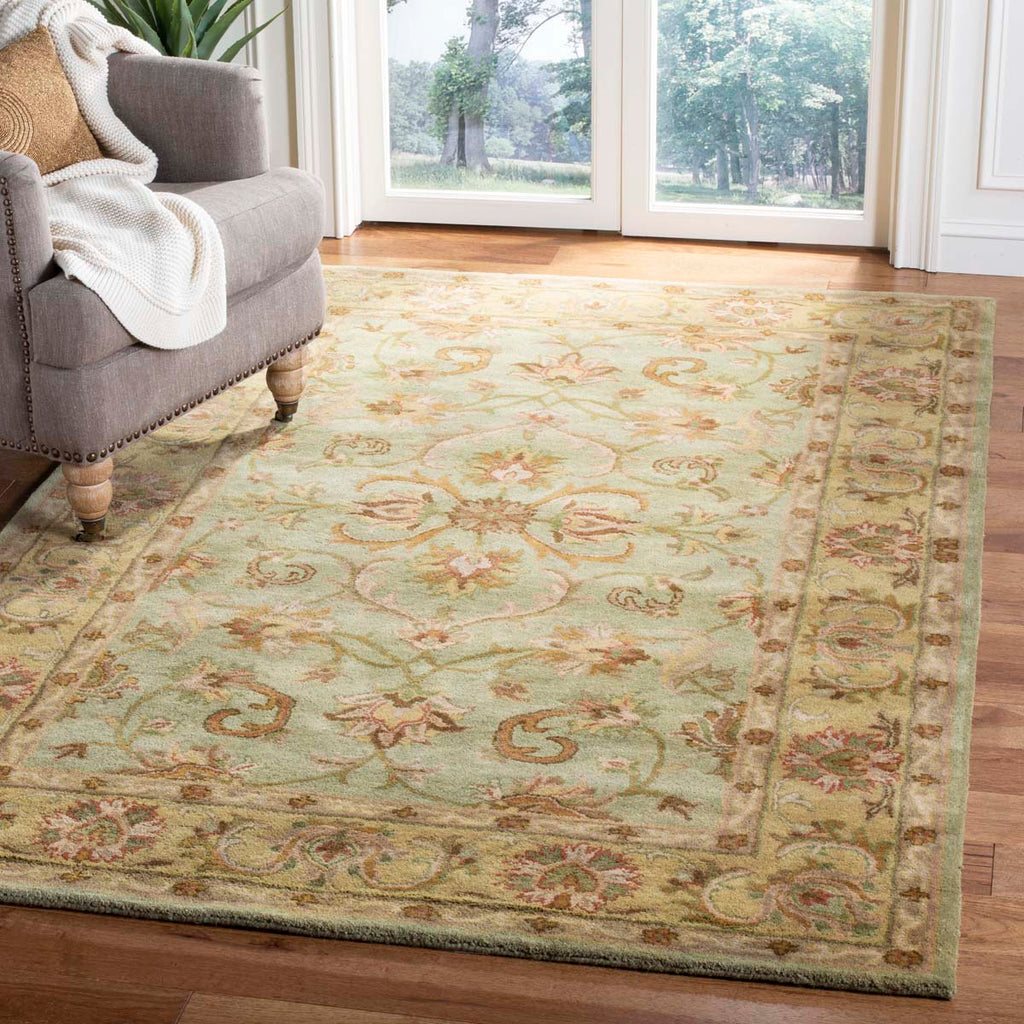 Safavieh Heritage Rug Collection HG811A - Green / Gold