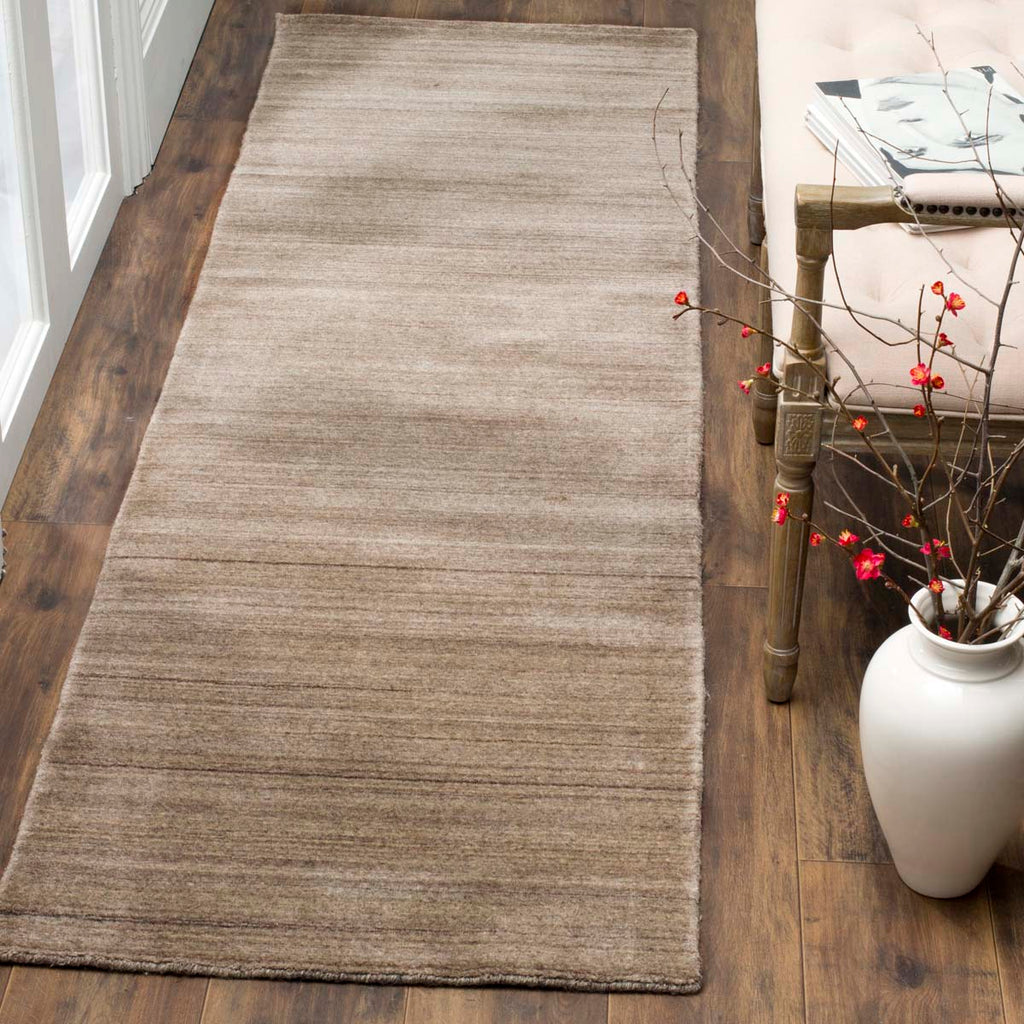 Safavieh Himalaya Rug Collection HIM820B - Taupe