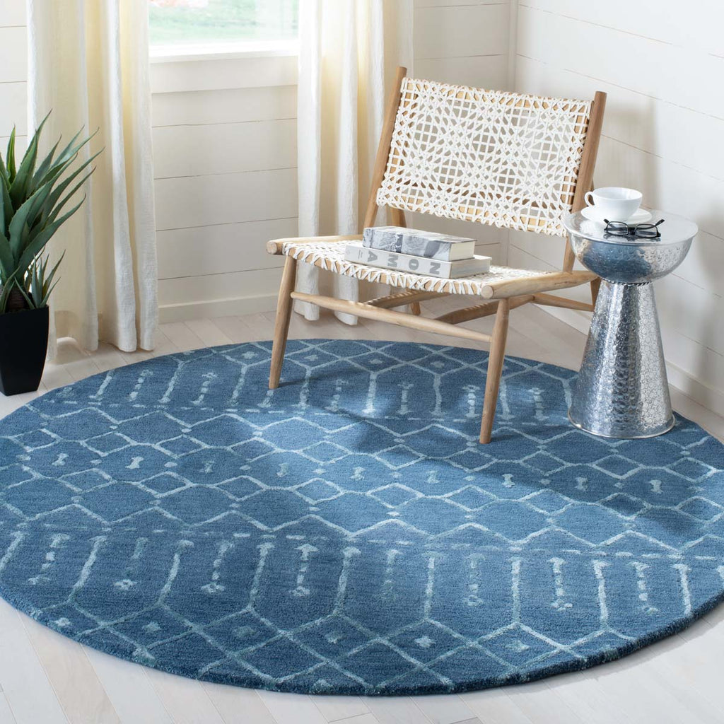 Safavieh Himalaya Rug Collection HIM903N - Navy / Silver