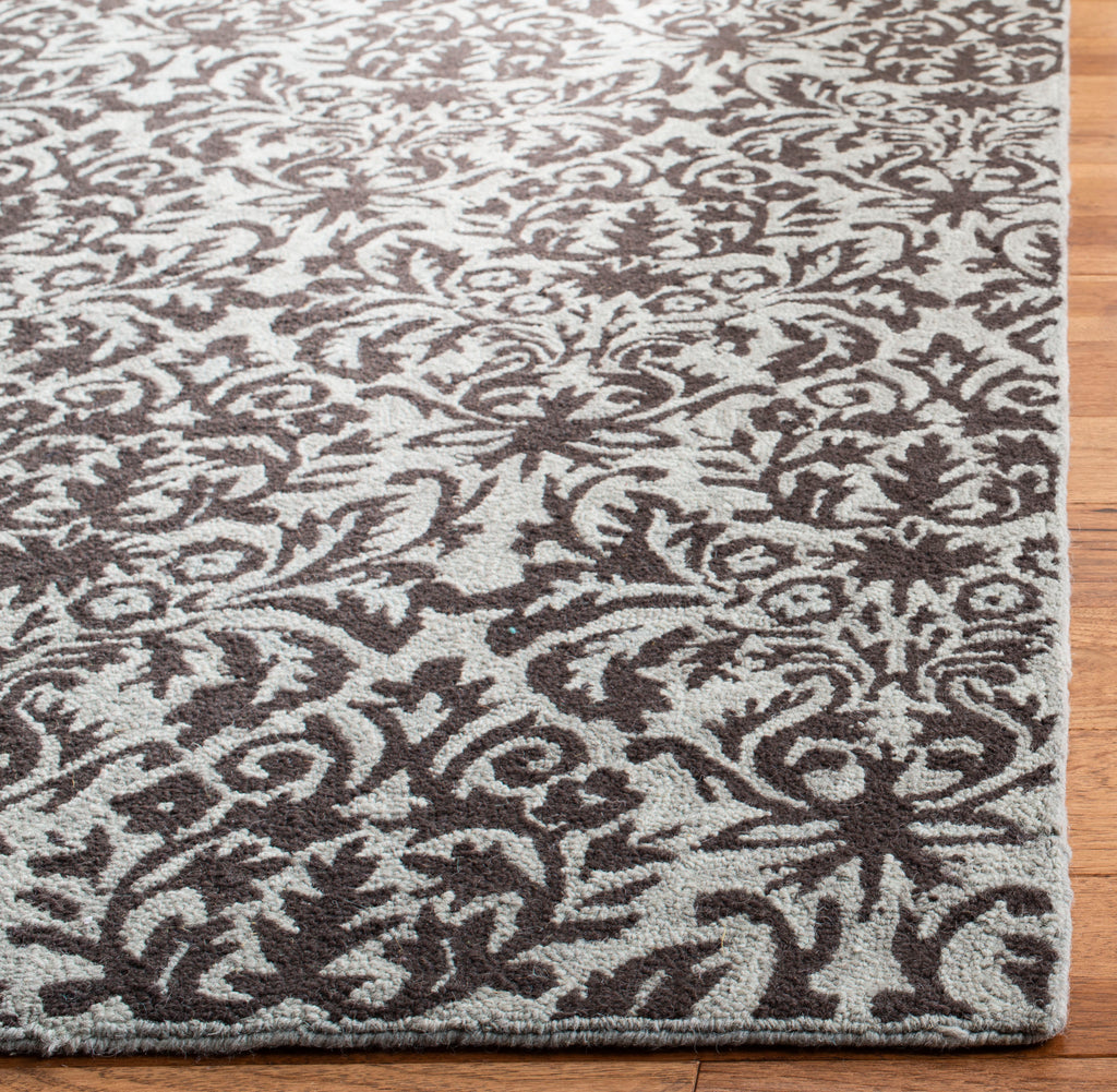 Elegant Area Rug, HK368C, 160 X 230 cm in Sage / Chocolate