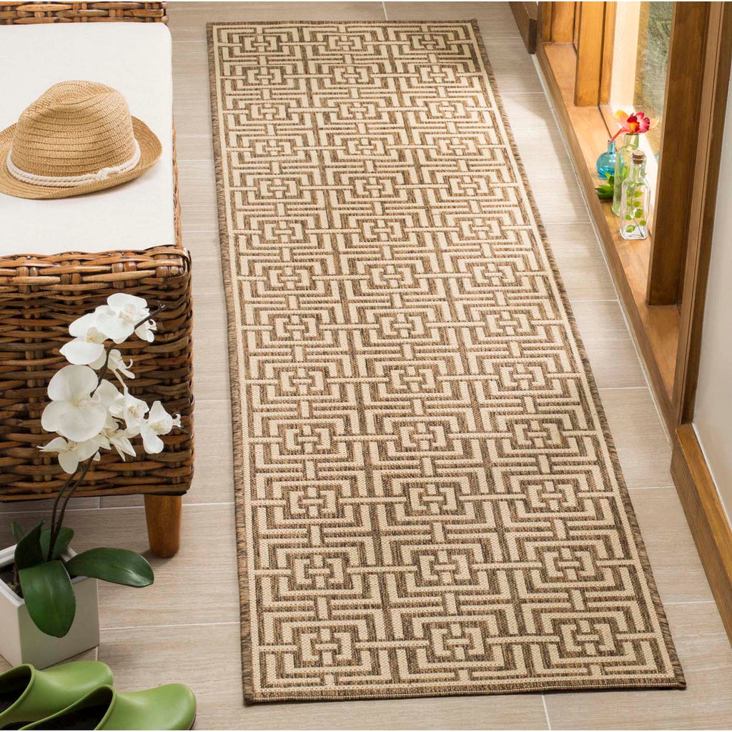 Safavieh Linden Rug Collection: LND128D - Beige / Cream