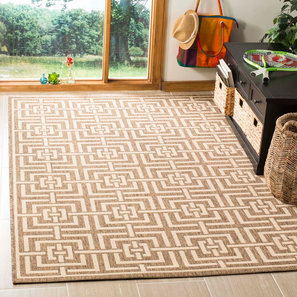 Safavieh Linden Rug Collection: LND128D - Beige / Cream