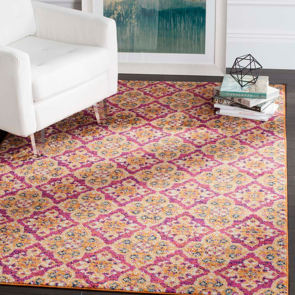 Safavieh Madison Rug Collection MAD605A - Fuchsia / Gold