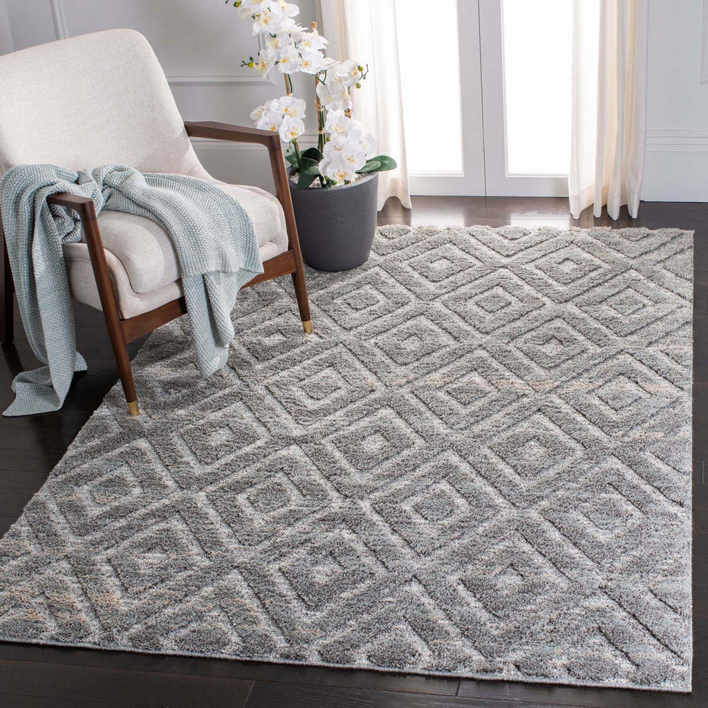 Martha Stewart Rug Collection: MSR0782H - Dark Grey / Light Grey