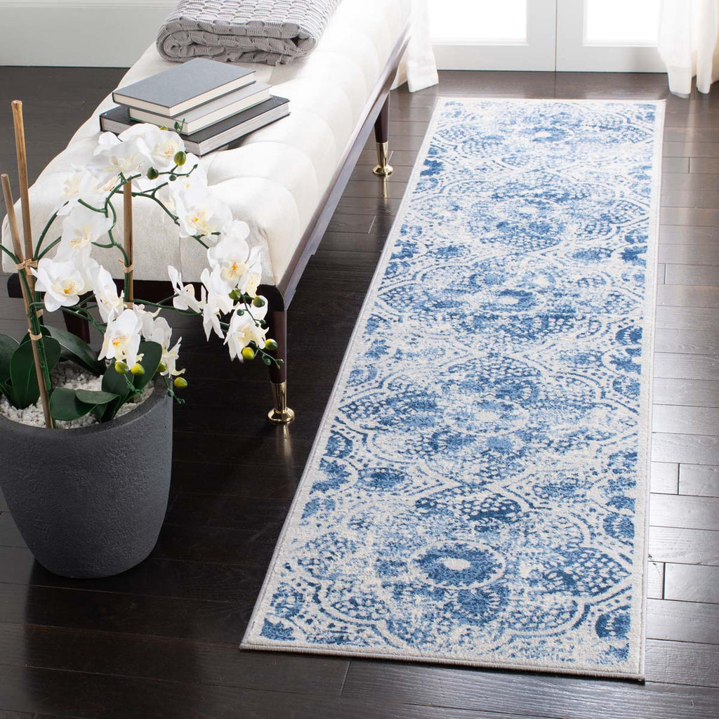 Martha Stewart Rug Collection MSR2862D - Cream / Blue